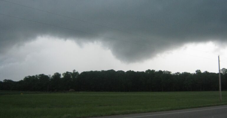 Rotating Wall Cloud in Arkansas