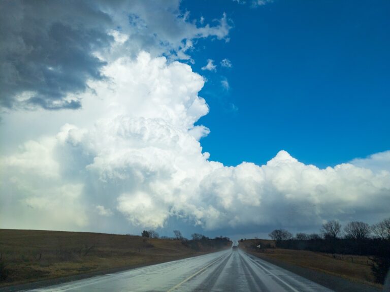 Back look at the supercell that would go on to produce the Winterset, Iowa tornado. Updrafts were very crisp this day.
